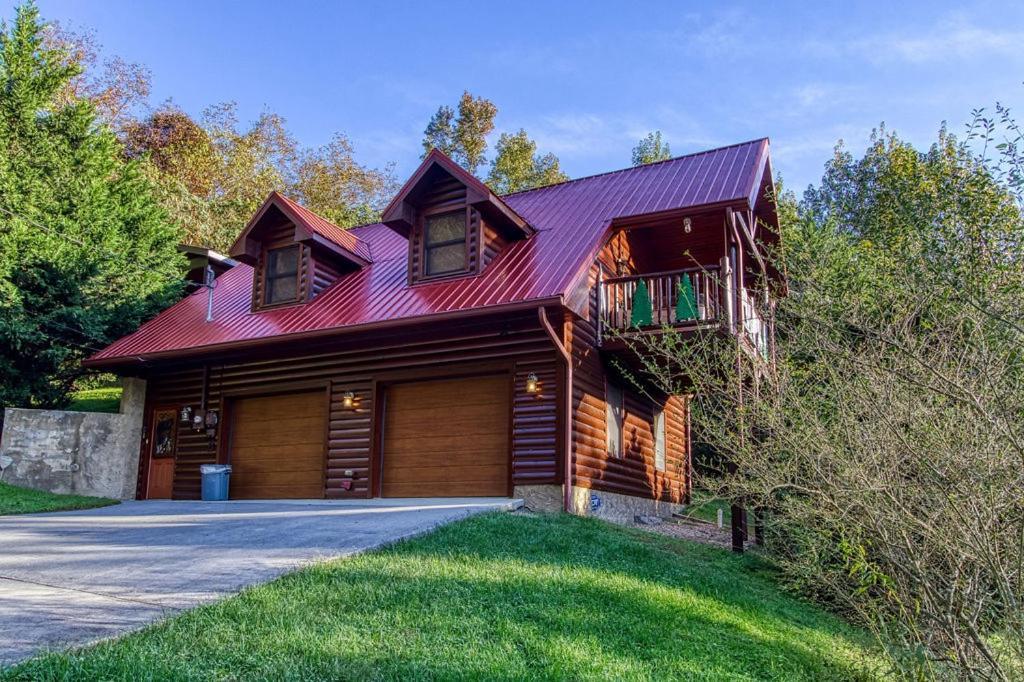 Papa Bear, Hot Tub, Wifi, 1089 Free Tickets Each Paid Day, Dollywood And More Sevierville Exterior photo
